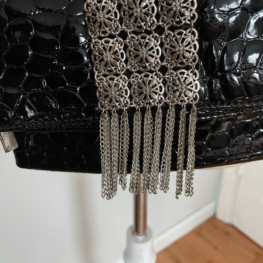 White House Black Market black crossbody/clutch - Picture 4 of 10